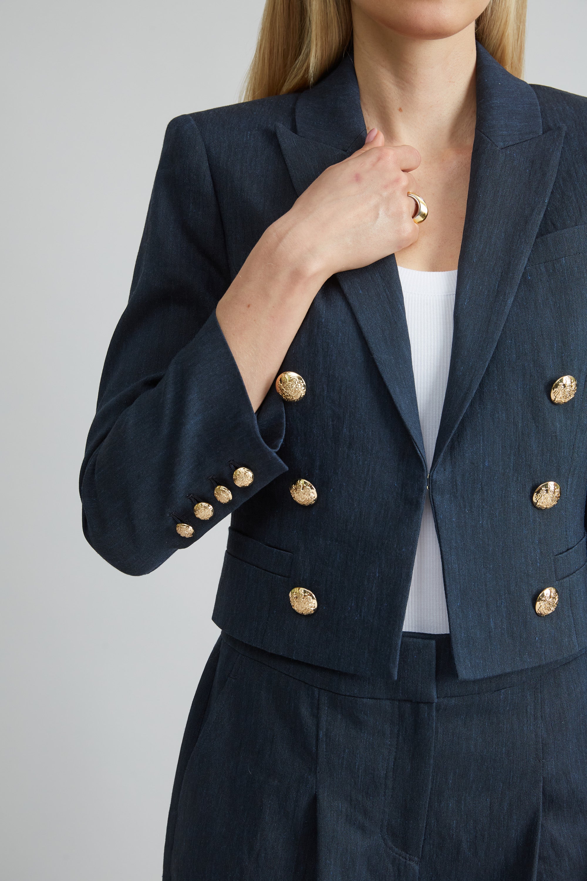 Cropped Linen Jacket - Image 2