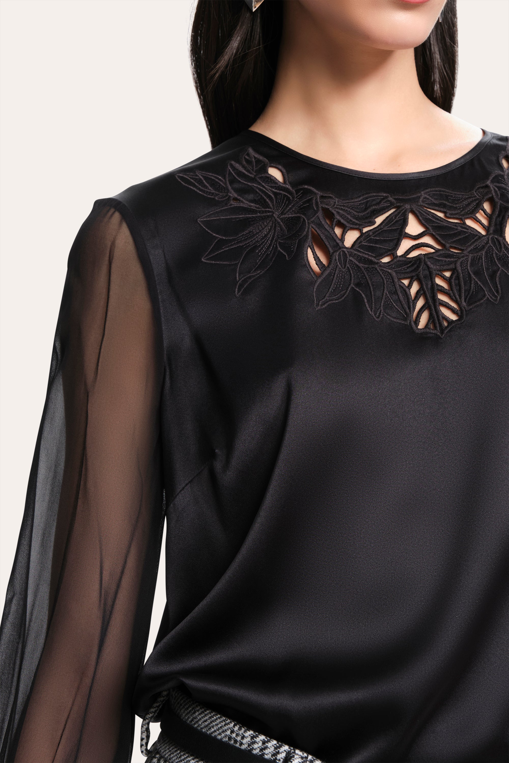 Olivia Silk Blouse - Image 3