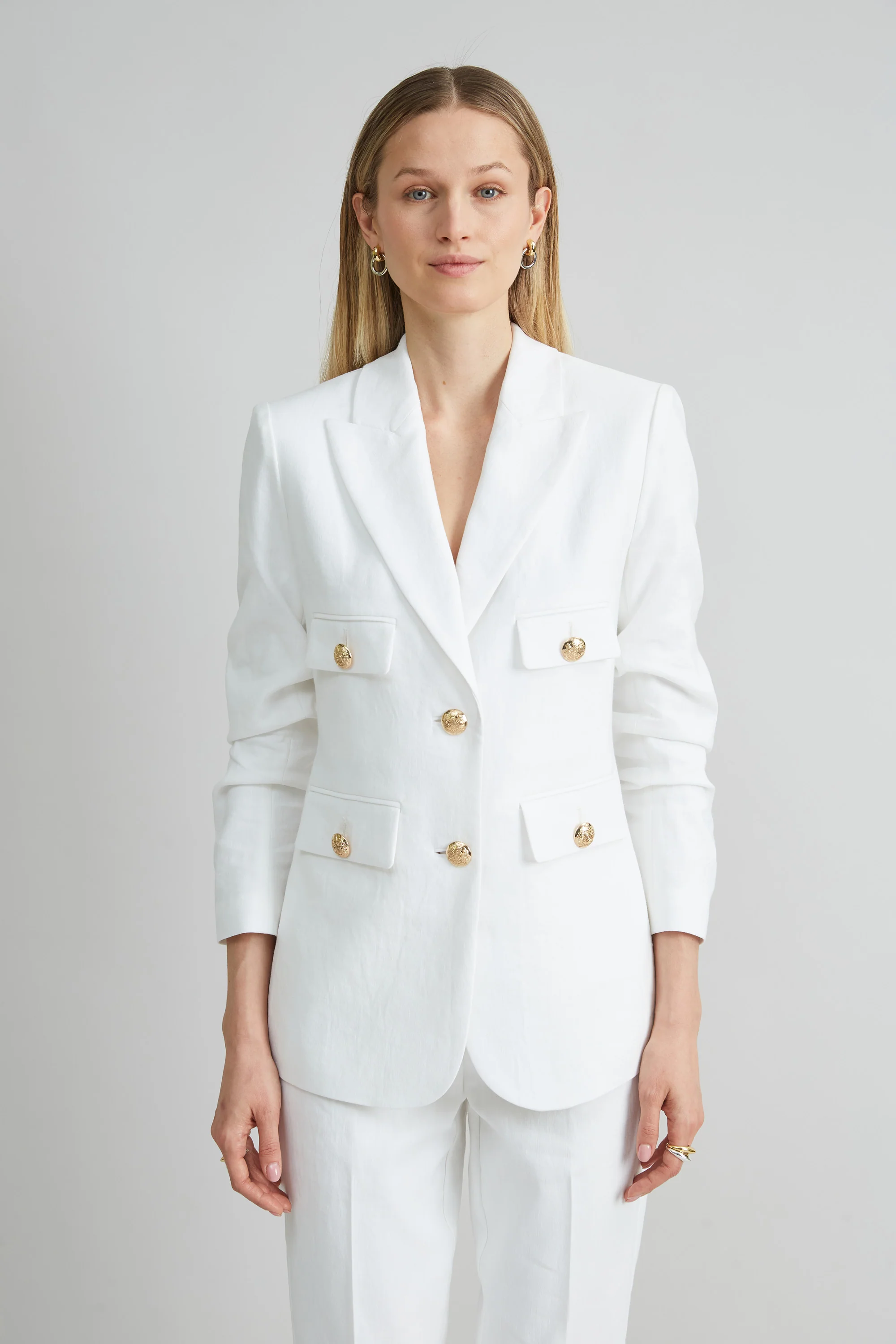 Linen Crest Button Blazer