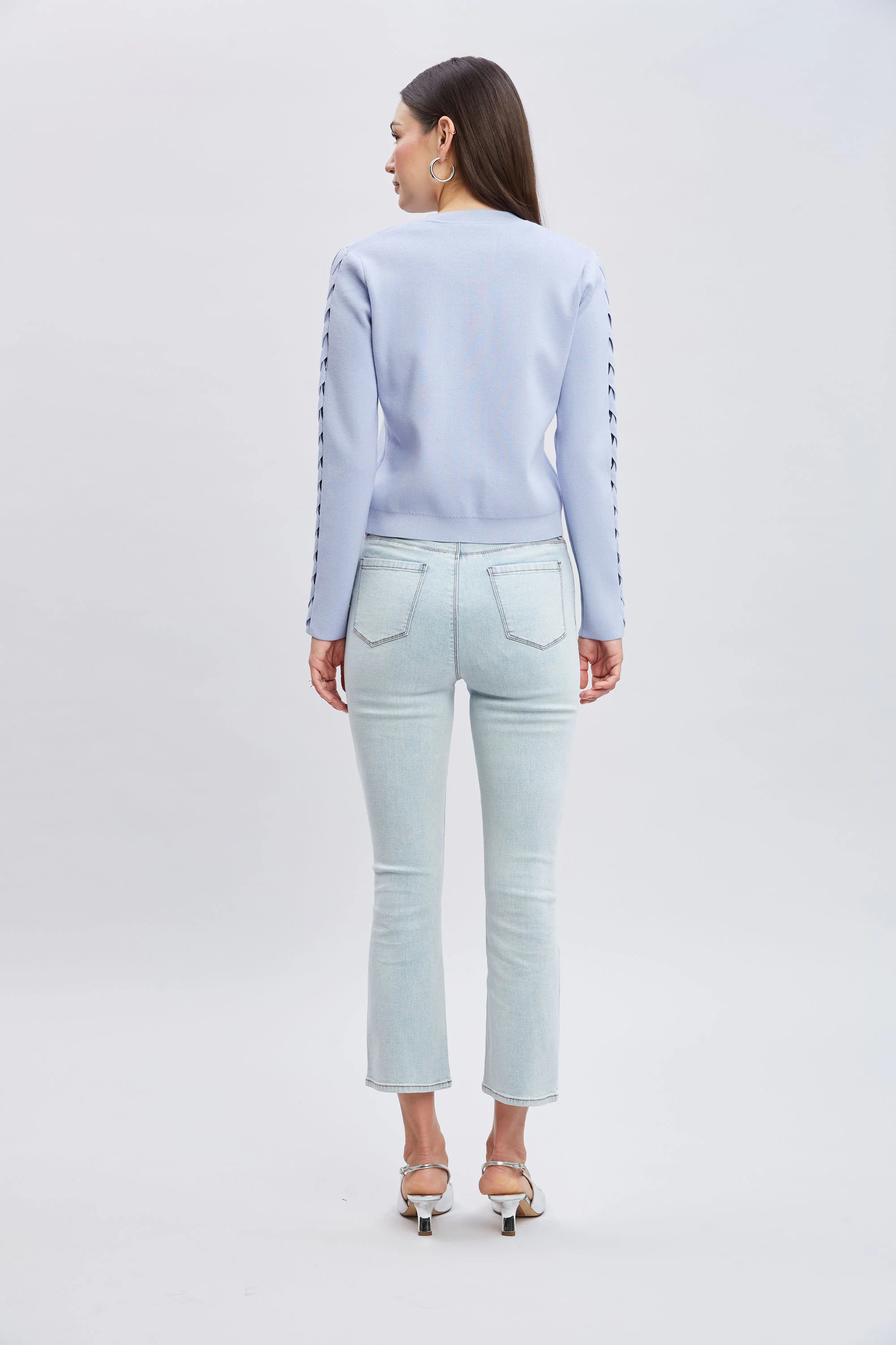 Micro Flare Cropped Jeans - Image 5