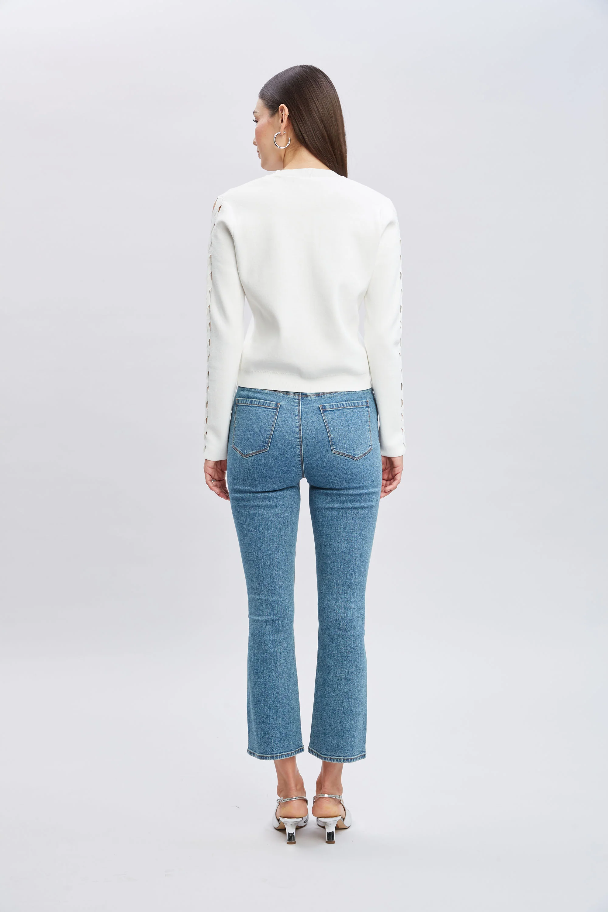 Micro Flare Cropped Jeans - Image 6