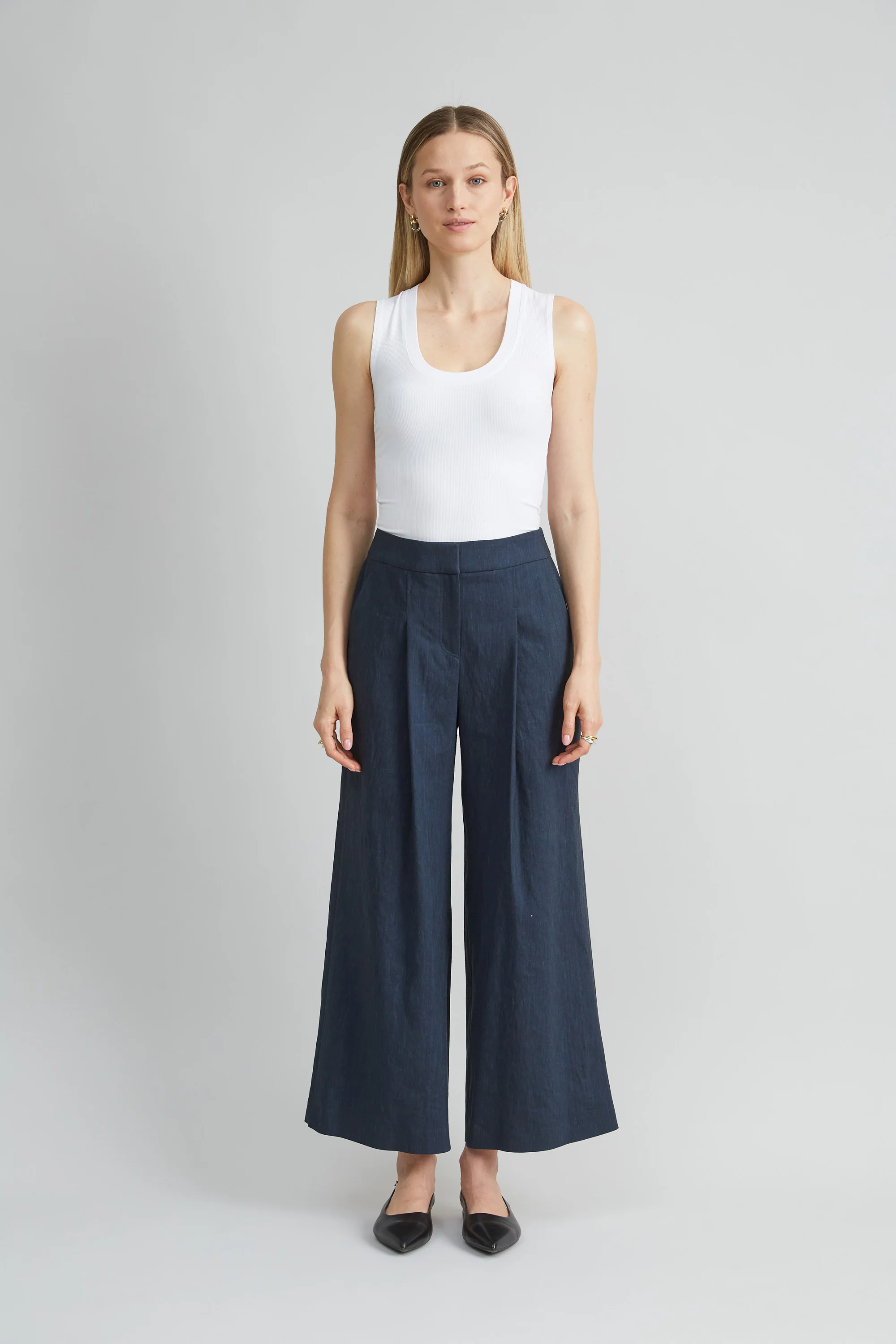 Pleated Linen Pant - Image 2