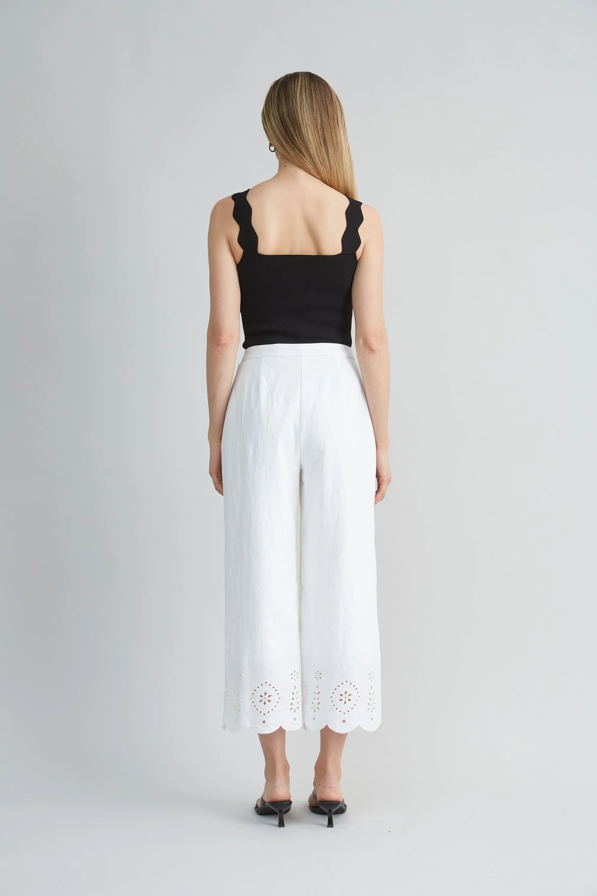 Linen Scallop Hem Pant - Image 4